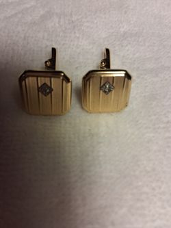 Mens gold plated cuff links