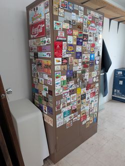Metal cabinet