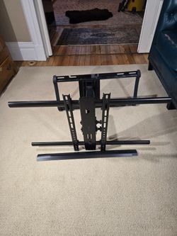 Sanus VLF 220 37-65" Flat Panel TV Mount