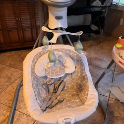 Graco Baby Swing