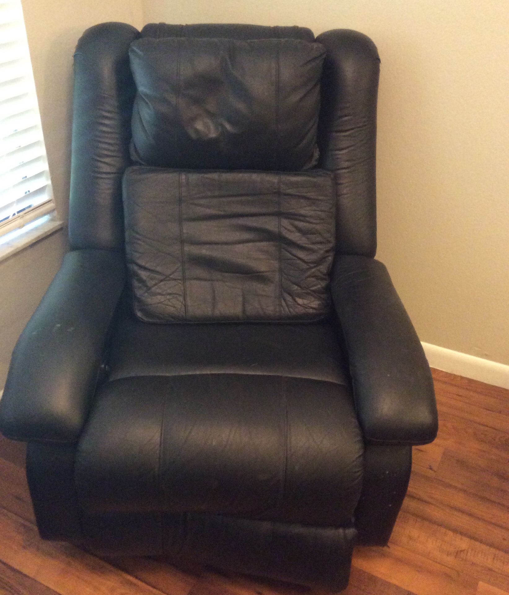 Berkline massage chair. for Sale in Tampa, FL OfferUp