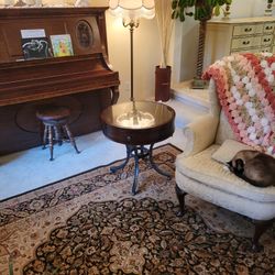 Hammary Barrow End Table 