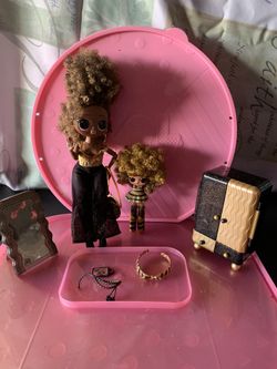 Royal Bee LOL SURPRISE DOLL