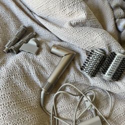 Shark Beauty Flexstyle Blow dryer and Brush 