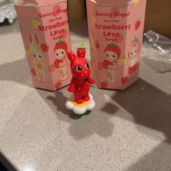 Sonny Angel Strawberry Love Secret Robbie