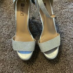 Sparkly Platform 6.5 Sized Heels 