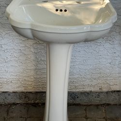 Bathroom Pedestal Sink