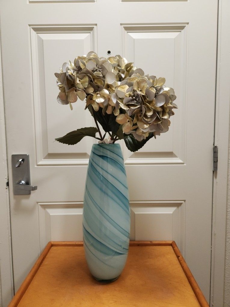 Beautiful 18.5" Tall Handblown Art Glass Vase Turquoise Blue & White + 3 Flower Stems White/Gold (SW Santa Rosa)