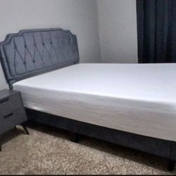 Full Size Bed 