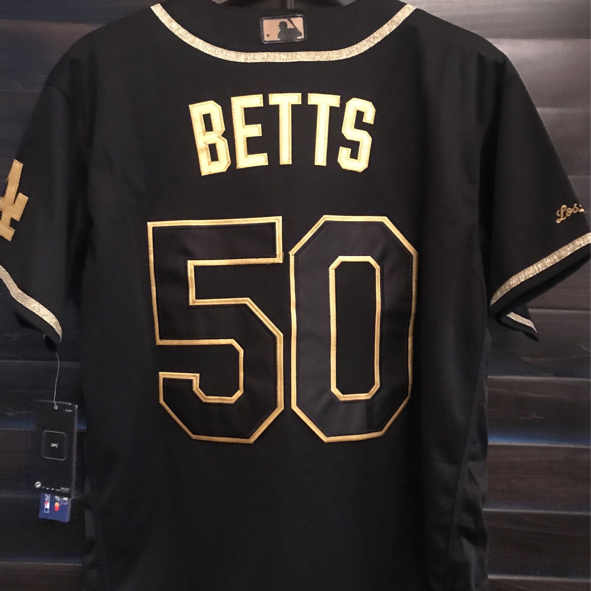 Dodgers Mookie Betts Jersey for Sale in Glmn Hot Spgs, CA - OfferUp