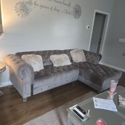 Couch L Shape 