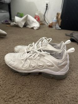 Vapormax Plus “white”