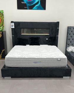 Queen Bed Black Corduroy fireplace 🔥 and usb-c