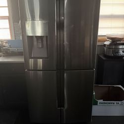 Samsung  Refrigerator 