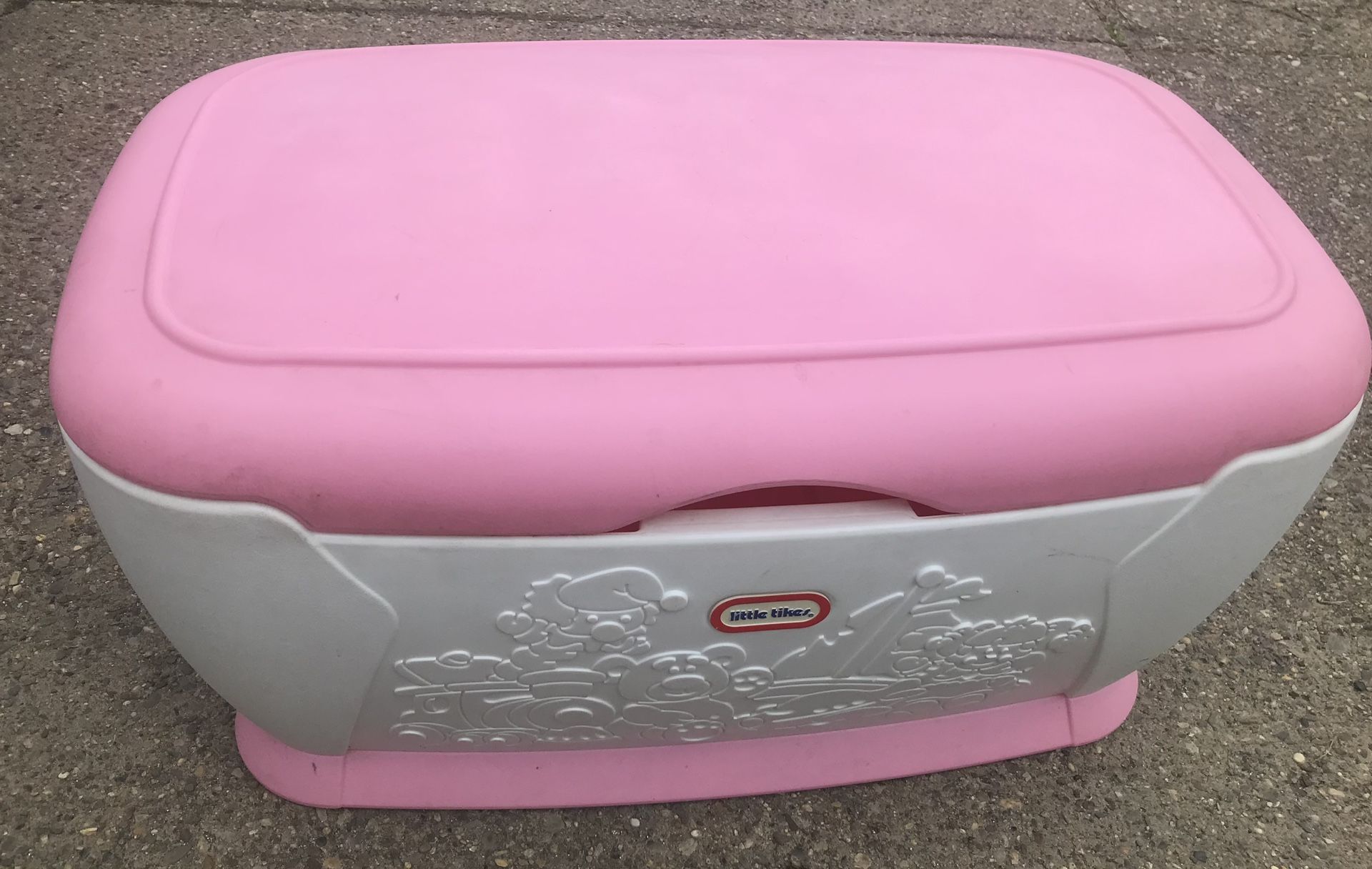 Little tikes giant on sale toy chest pink