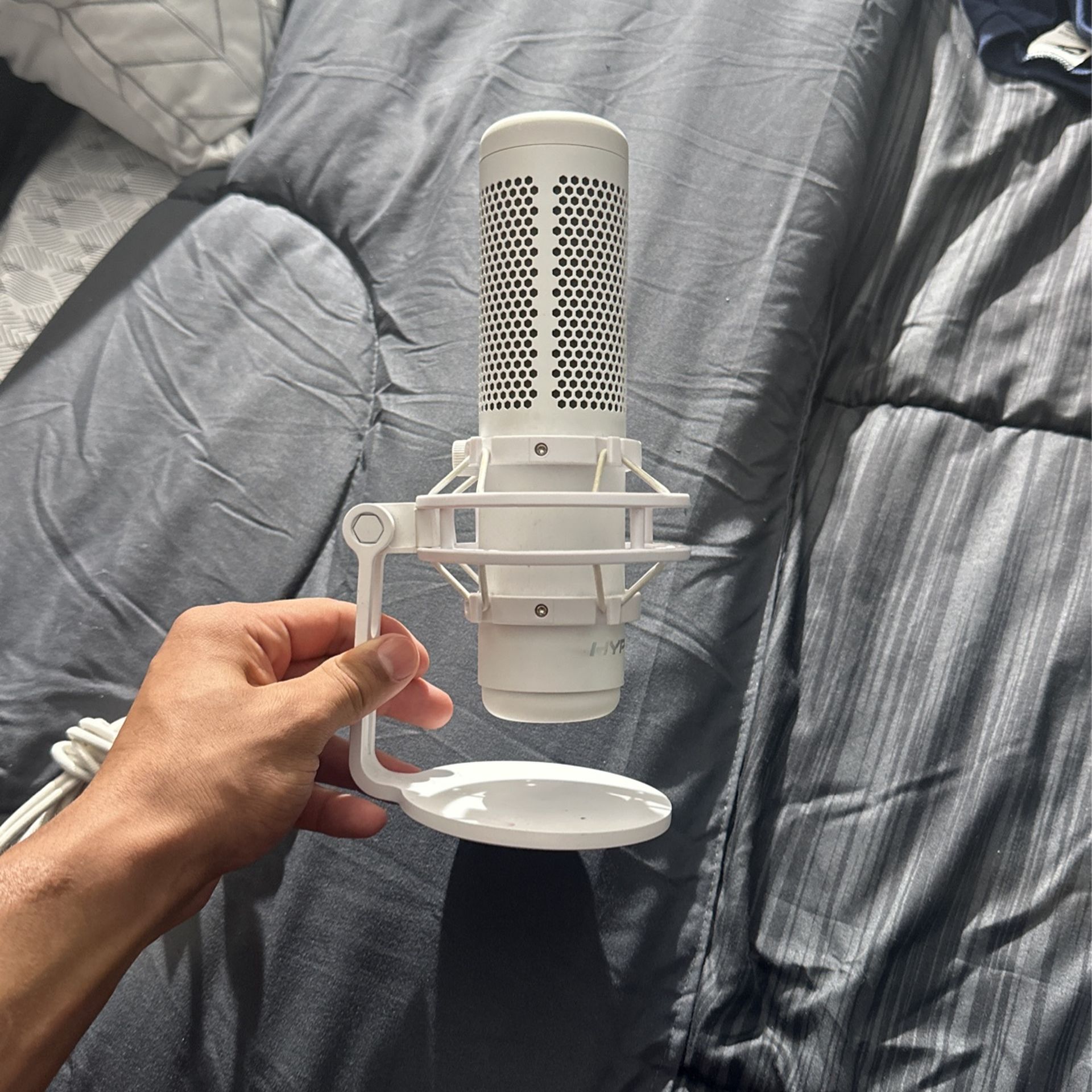 White And Grey Home audio & Stereos