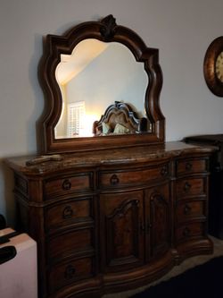 Dresser real marble