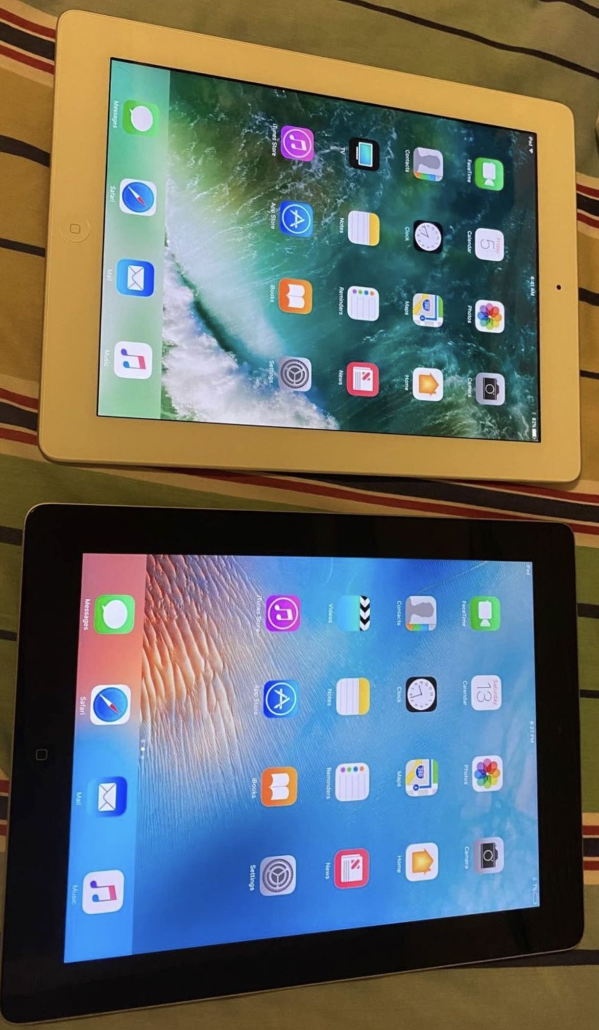 2 Apple iPad