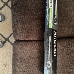 Pittsburgh half-inch torque wrench