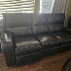 Recliner  Power  Couch Set 
