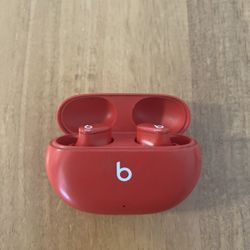 Beats Studio Buds