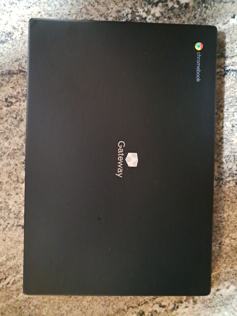 15.6 Inch Gateway Chromebook Like Brand New