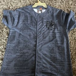 Grey Hawaii Finest Baseball Shirt Xl
