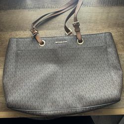 Michael Kors Bag (new)