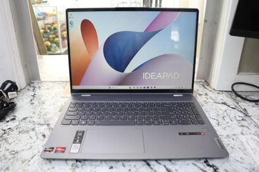 2024 Lenovo IdeaPad Flex 5 16ABR8 (512GB,16GB RAM,AMD Ryzen 7 7730U, Windows 11 Home)