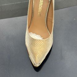 Andrea Heel