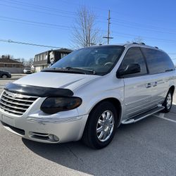 2007 Chrysler Town & Country
