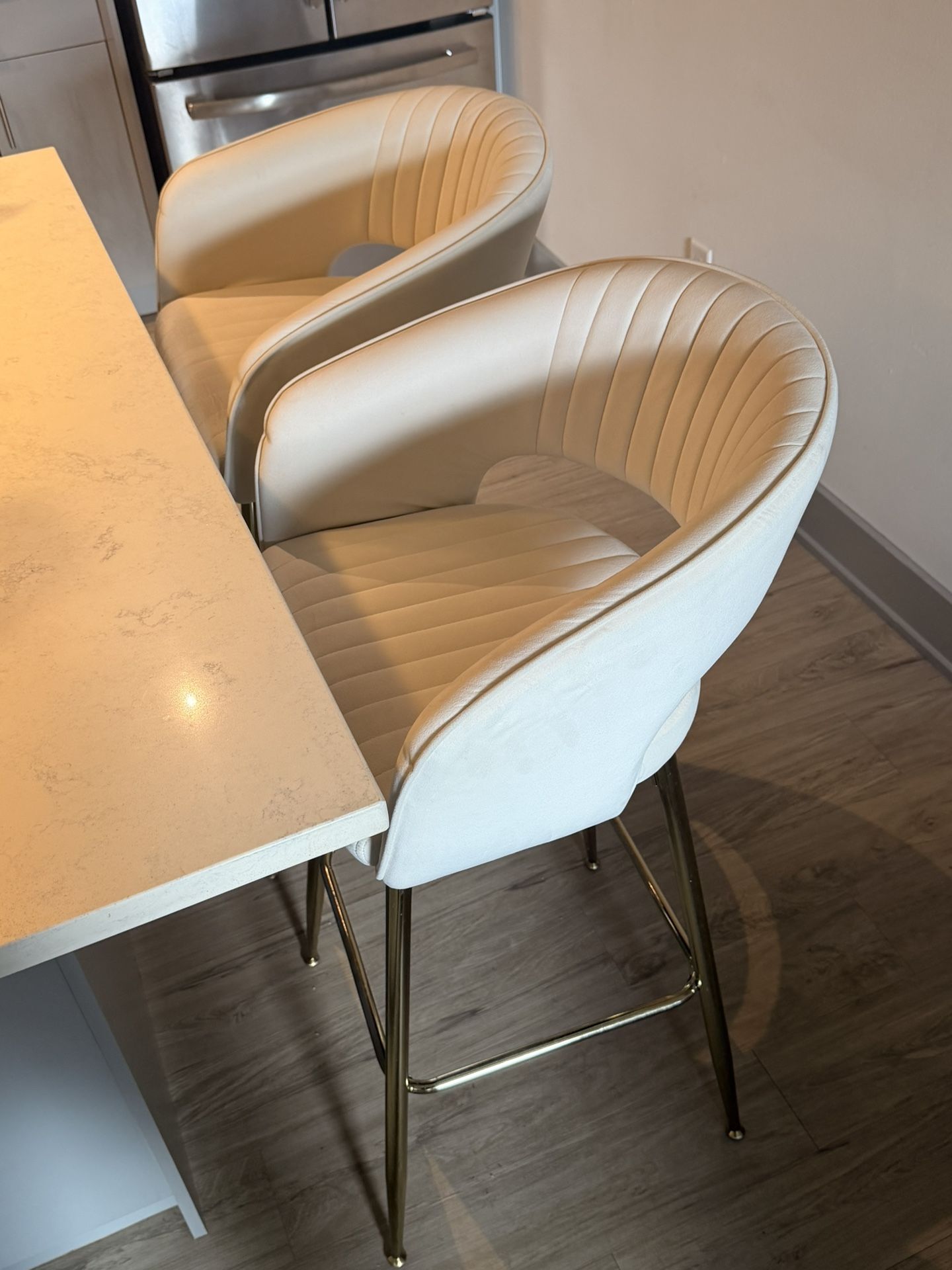 30" Cream Gold Bar Stools Set of 2