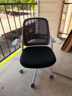 Super cute office chair