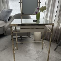 **VINTAGE REGENCY VANITY** On line $1000.