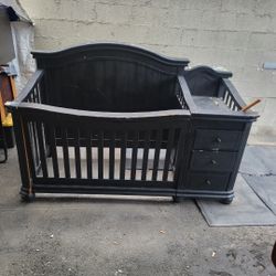 Crib & Changing Table 