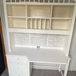 Beautiful Stanley's Furniture White Student Office Desk With Hutch 2 Piece