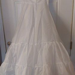 David's Bridal Accessories Fit & Flare Full Tulle Slip (NWT)