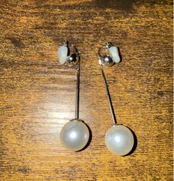 Pearl Clip-On Drop Earrings – No Piercing Needed