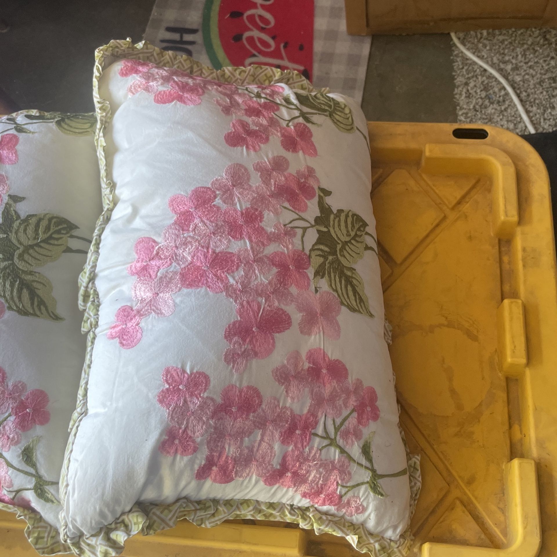 Couch Throw Pillows Small Plush Soft Pink Flowers