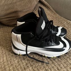Nike BSBL size 13c