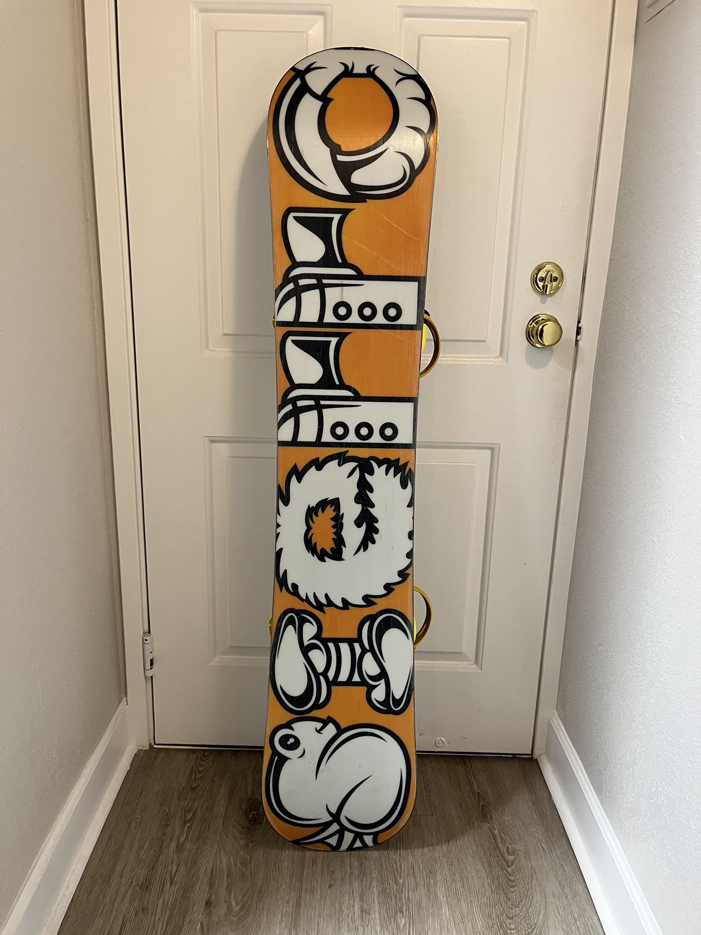 Sierra Stunt Snowboard for Sale in Denver, CO - OfferUp
