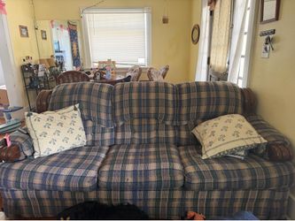 Vintage blue couch