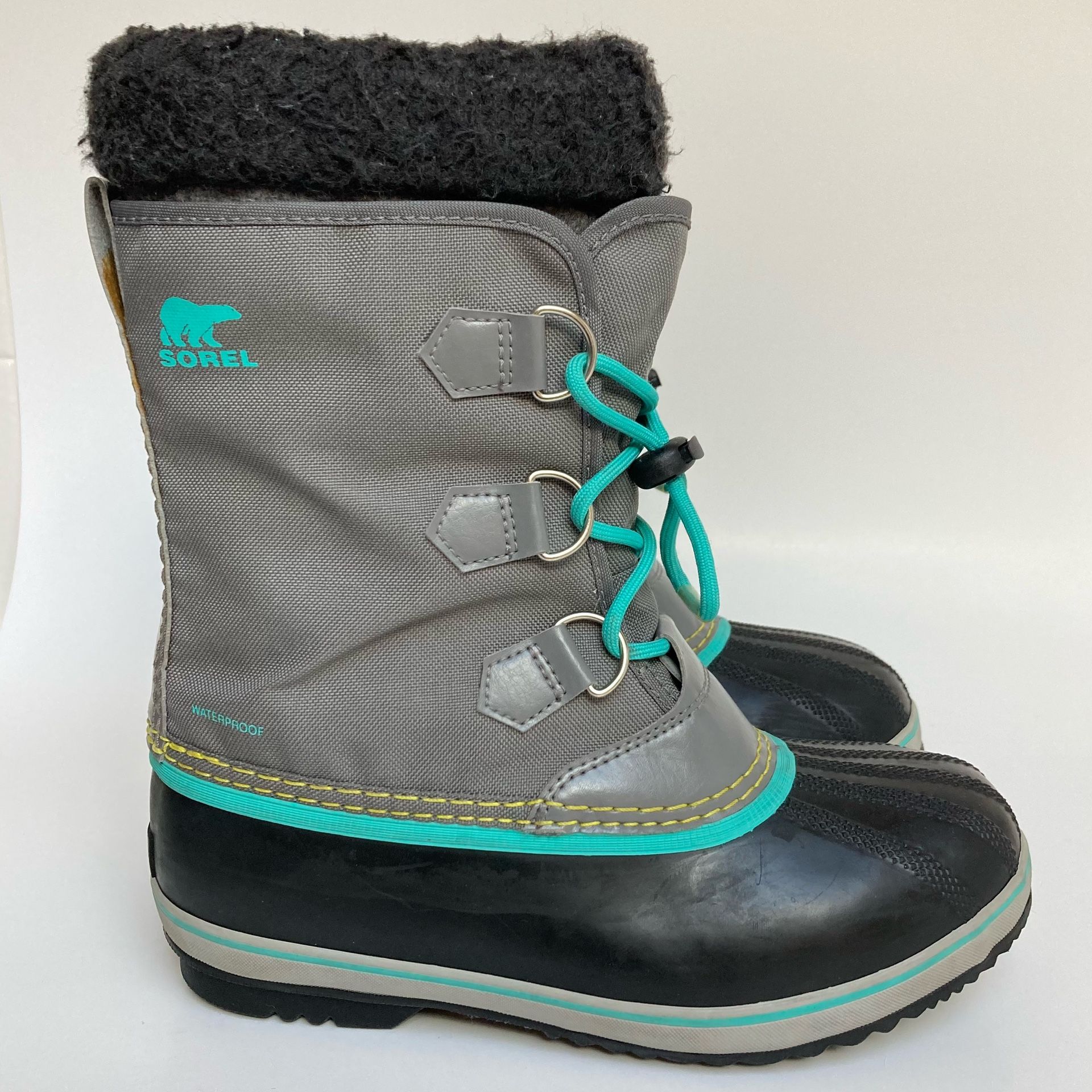 Sorel Youth “Yoot Pac”Snow Boots - Size 6Y