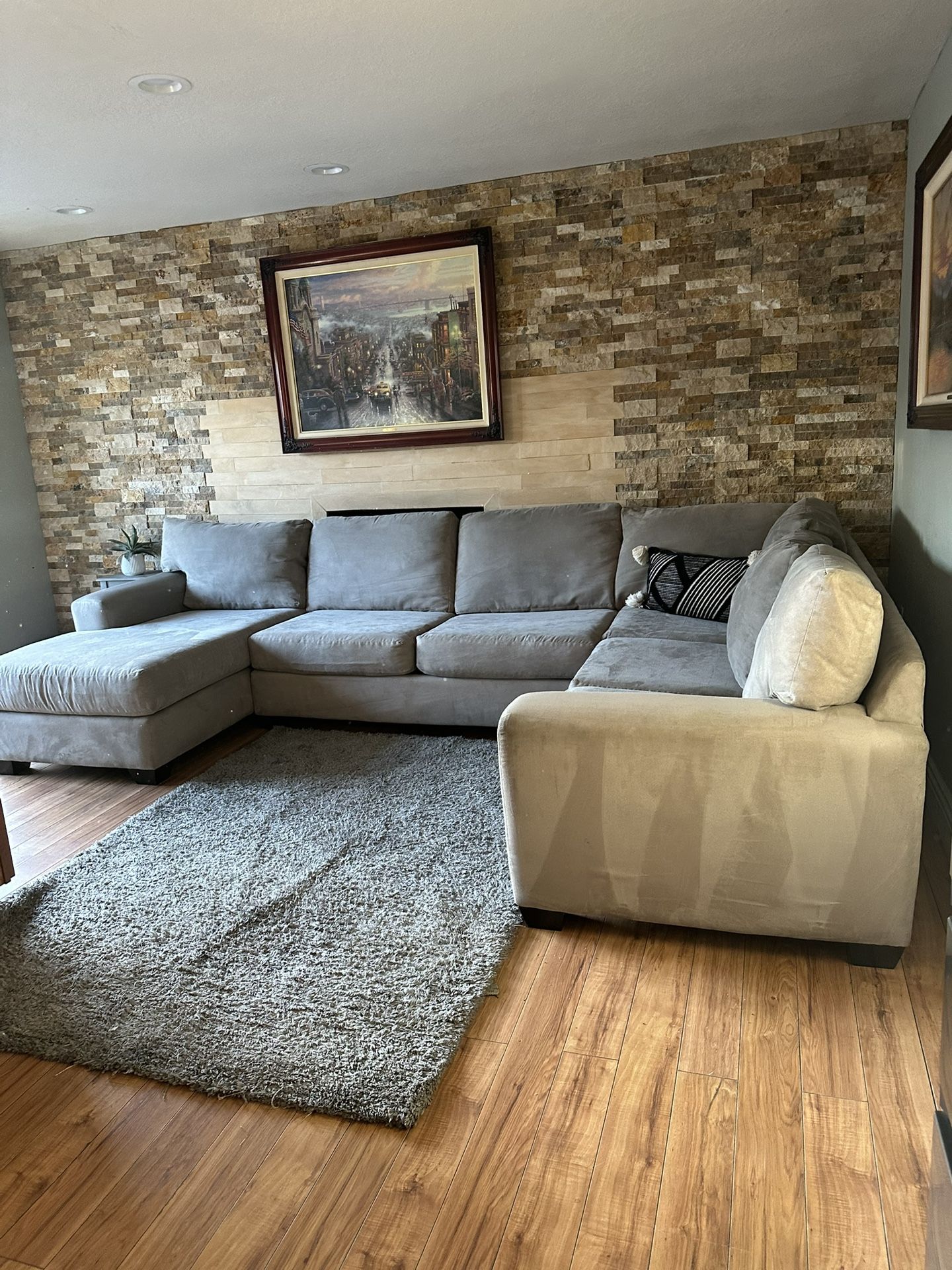 FREE DELIVERY- Ashley Furniture Large 3-Piece Sectional Sofa