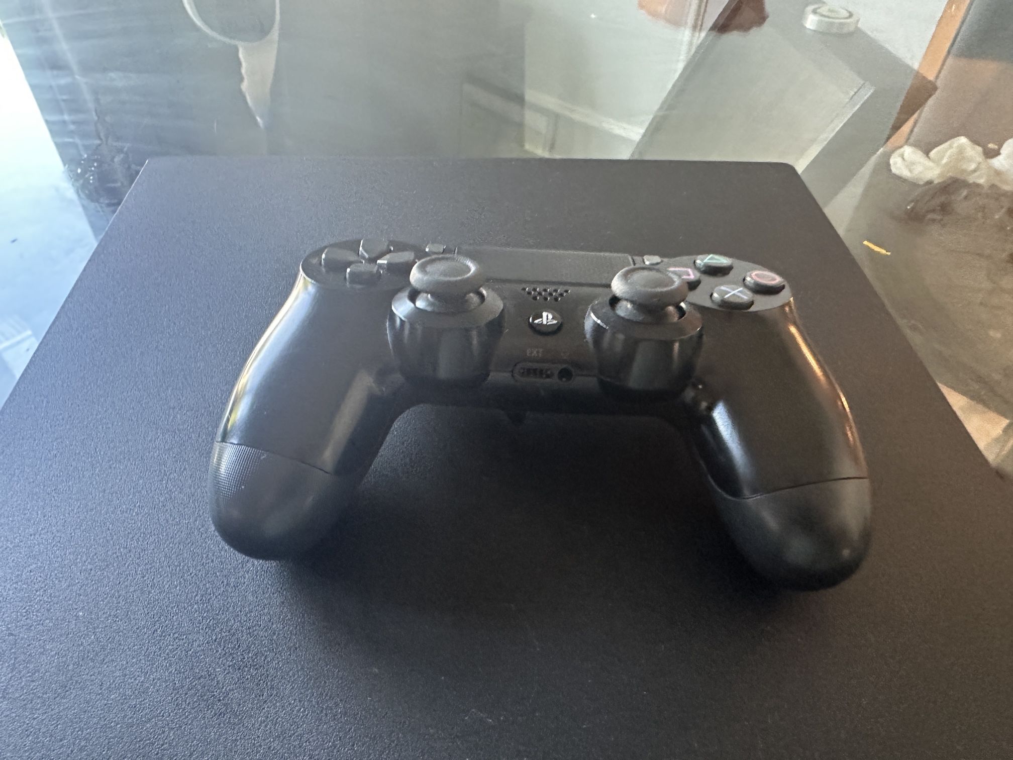 PS4 Pro 1 TB Barely Used