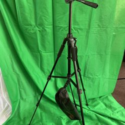 Camera tripod