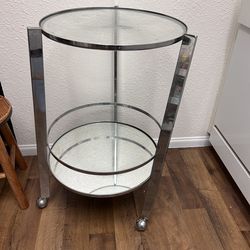 Chrome bar cart round in silver
