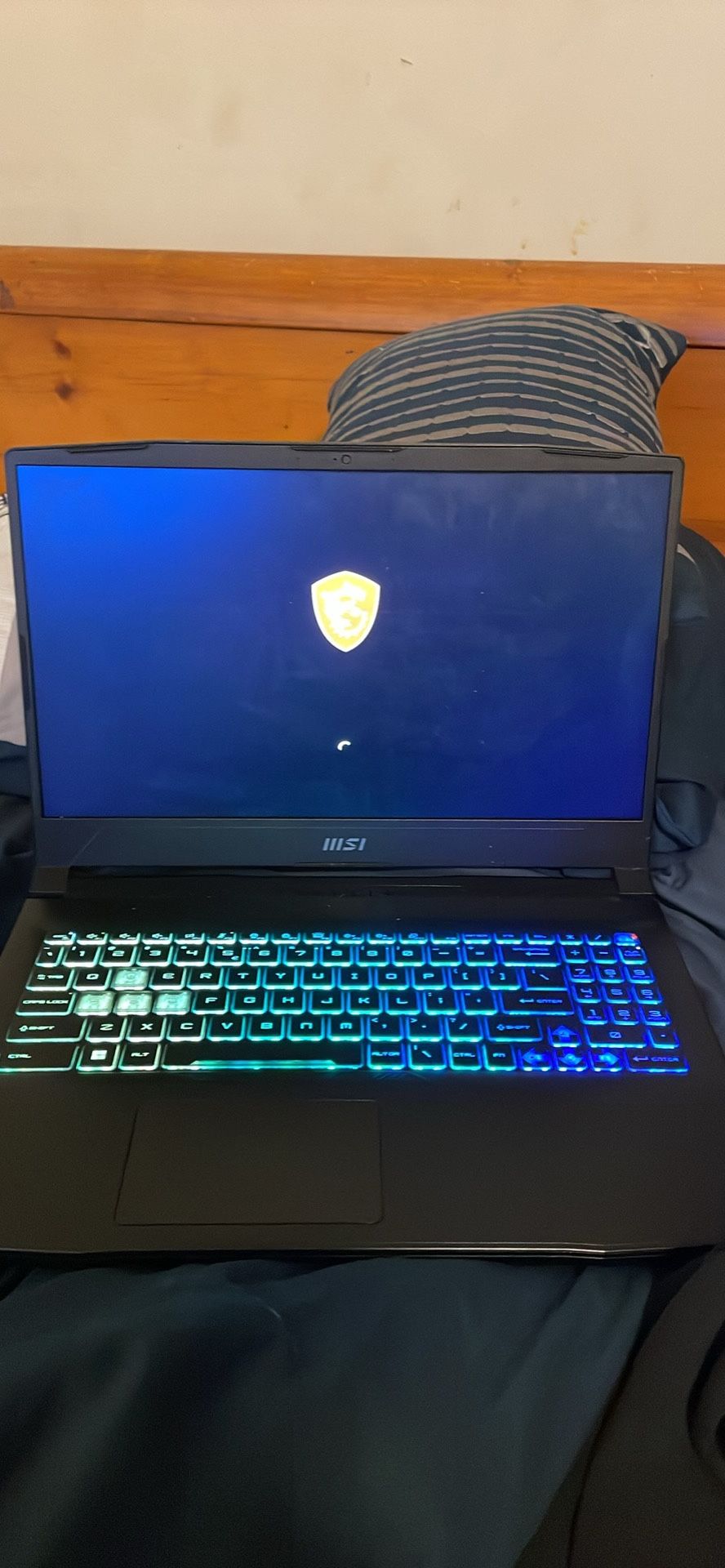 Msi Katana 15 B13VEK Gaming Laptop