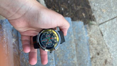 Gucci watch