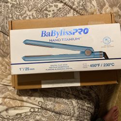 BaBylissPRO Nano Titanium Prima 1.25 inchStyling Iron